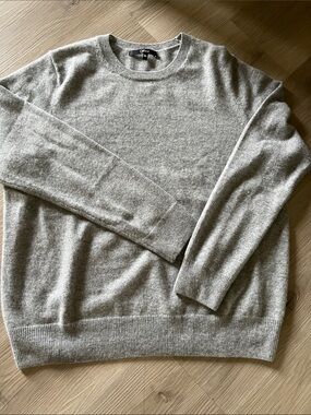 Womens cashmere sweater